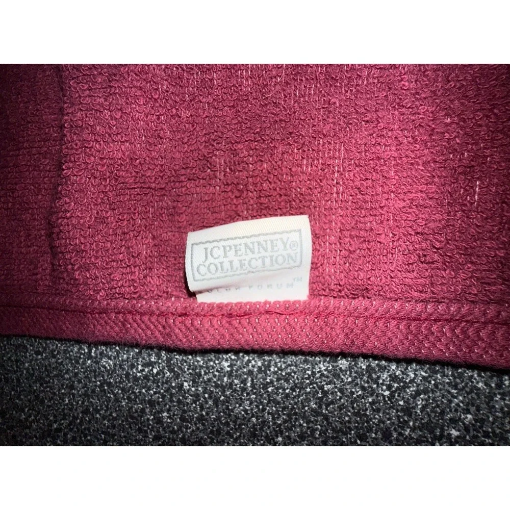 Vtg Embroidered JC Penny's Home Collection Maroon  Towels 2 Bath /2 Hand/ 2 Wash